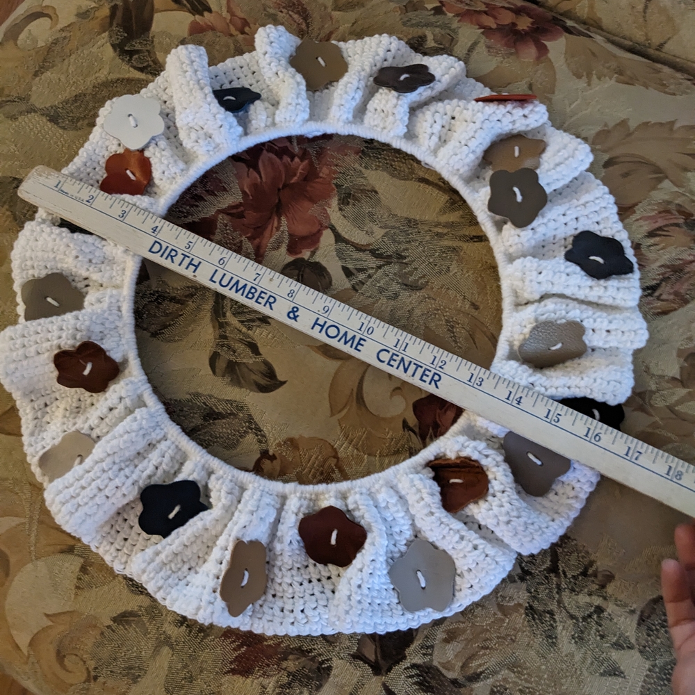 Handmade Crochet Wreath Genuine Leather Multicolor Floral Accents 16.5" - Picture 9 of 11